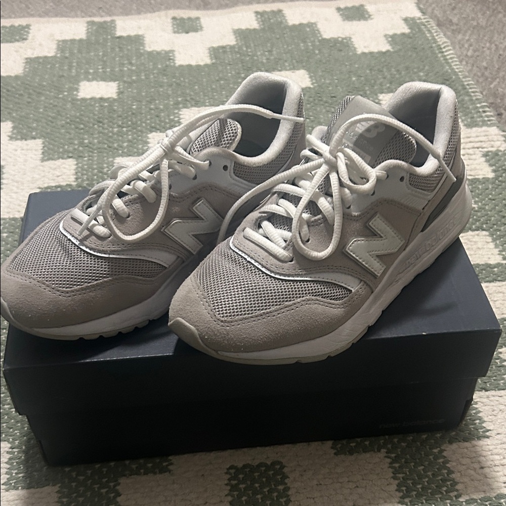 New Balance Light Gray Athletic Shoes